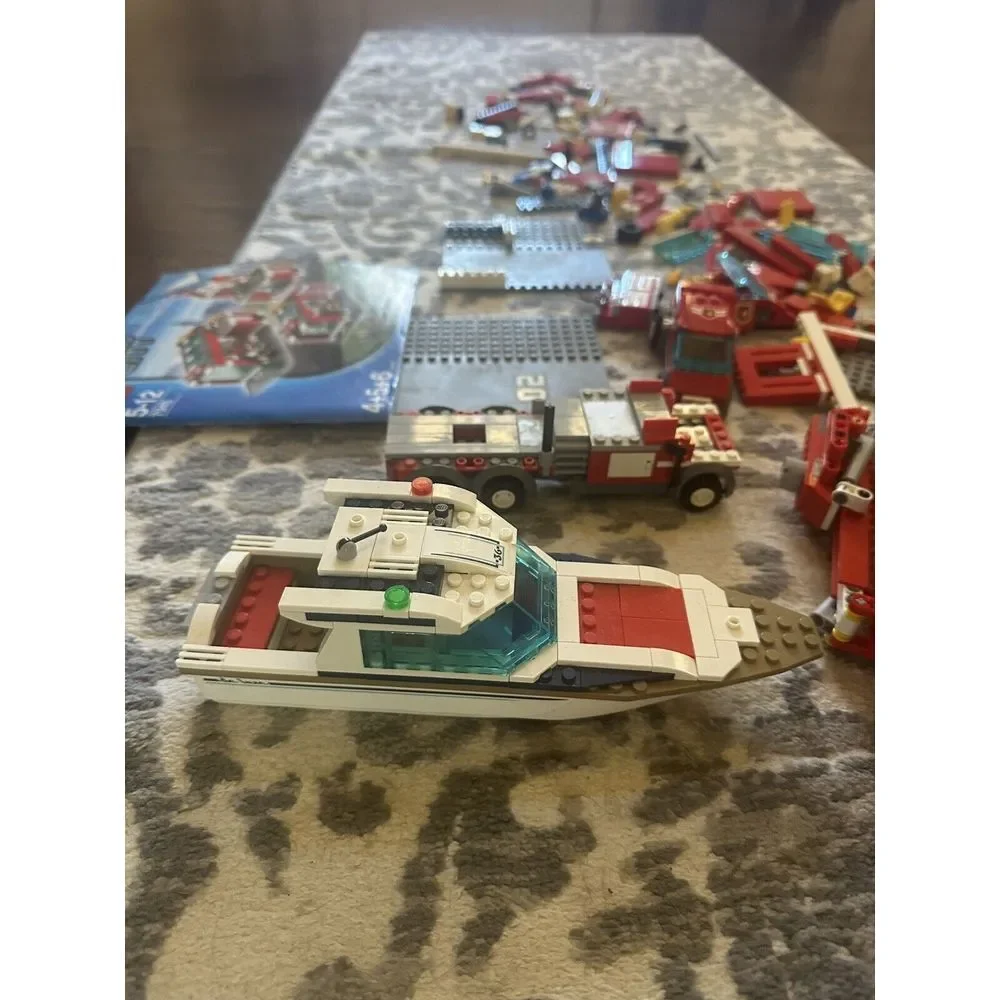 Lego City‎ Lot - Incomplete - Misc Y2K VTG All Pictured Included.